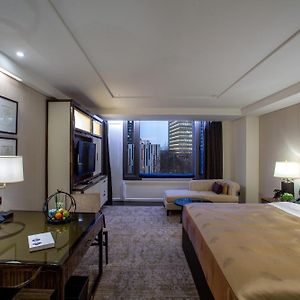 Superior City View King Room